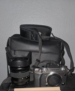 Fujifilm X-T5 Silver, XF 16-80mm F4 Lens