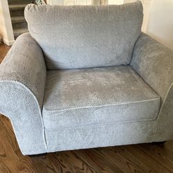 *new* Oversized Chair