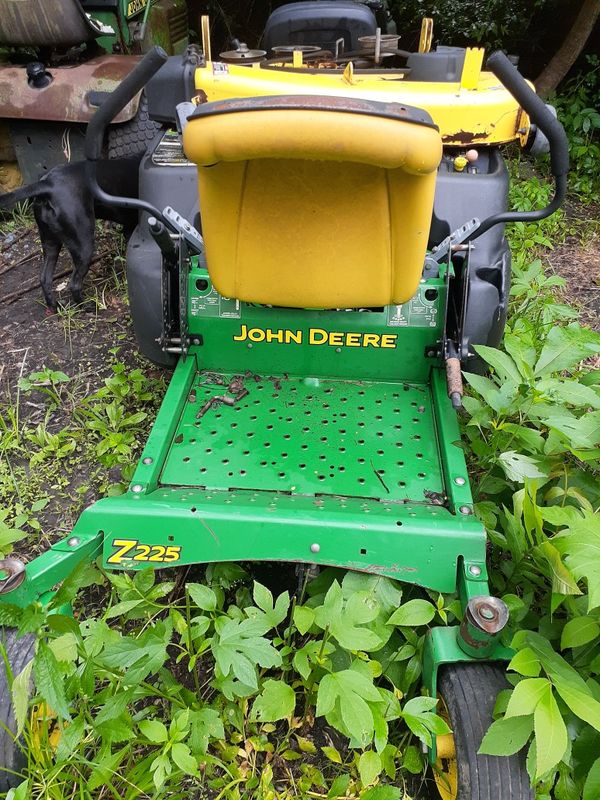 John Deere Ztrak 225 for Sale in Alvin, TX OfferUp