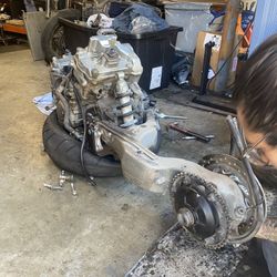 VFR800 PARTED OUT 02-09 parts