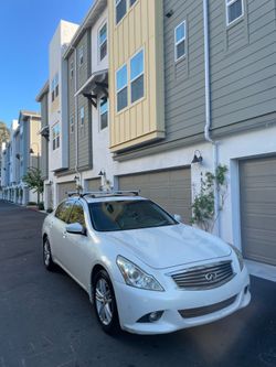 2011 Infiniti G37