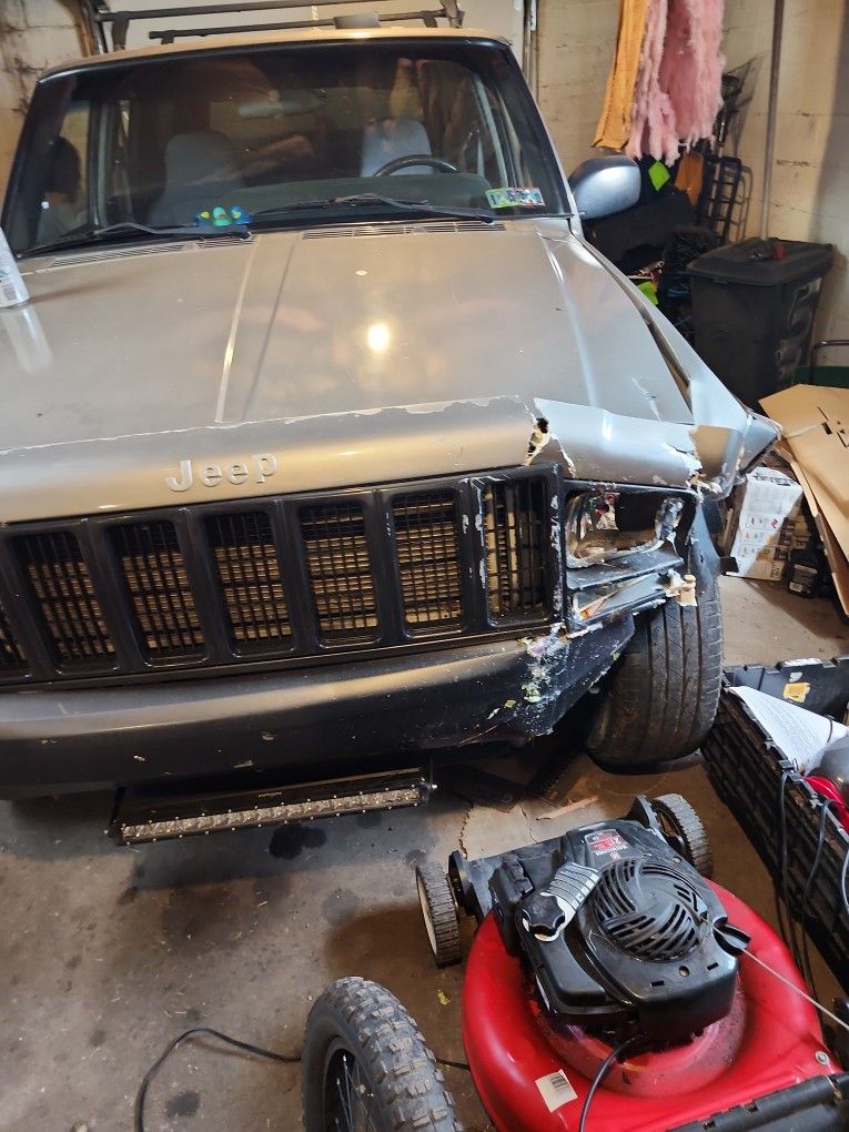 2000 Jeep Cherokee