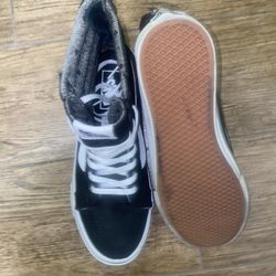 Vans Size 7 New