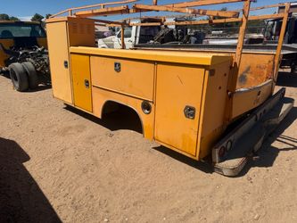 Service bed