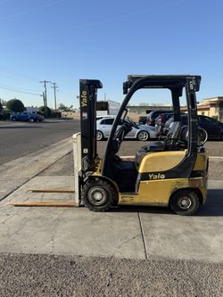 2012 Yale GLP040SVXNURV84
