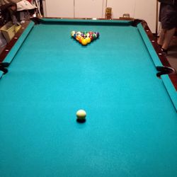 Brunswick 8x4 Pool Table 