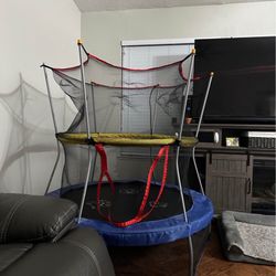 55” Trampoline With Net