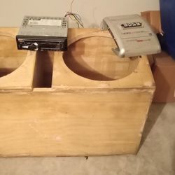 Custom 2 12" Ported Box, DB Drive EQ, Bluetooth CD Player And A 400 Watt Boss High End Amp
