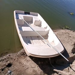 Boat 4 Person No Leaks.