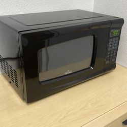 Small microwave