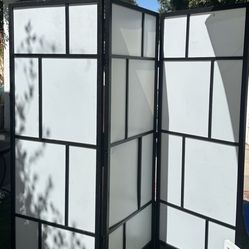 Divider 