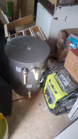 10 Gallon.water Heater