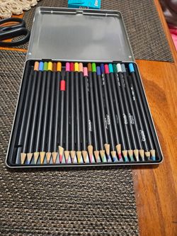 Free Crayola color pencils.