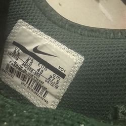 Nike Air Max Typha 2  Men’s Size 9 .5 NFL Green Bay Packers - AR0509-300