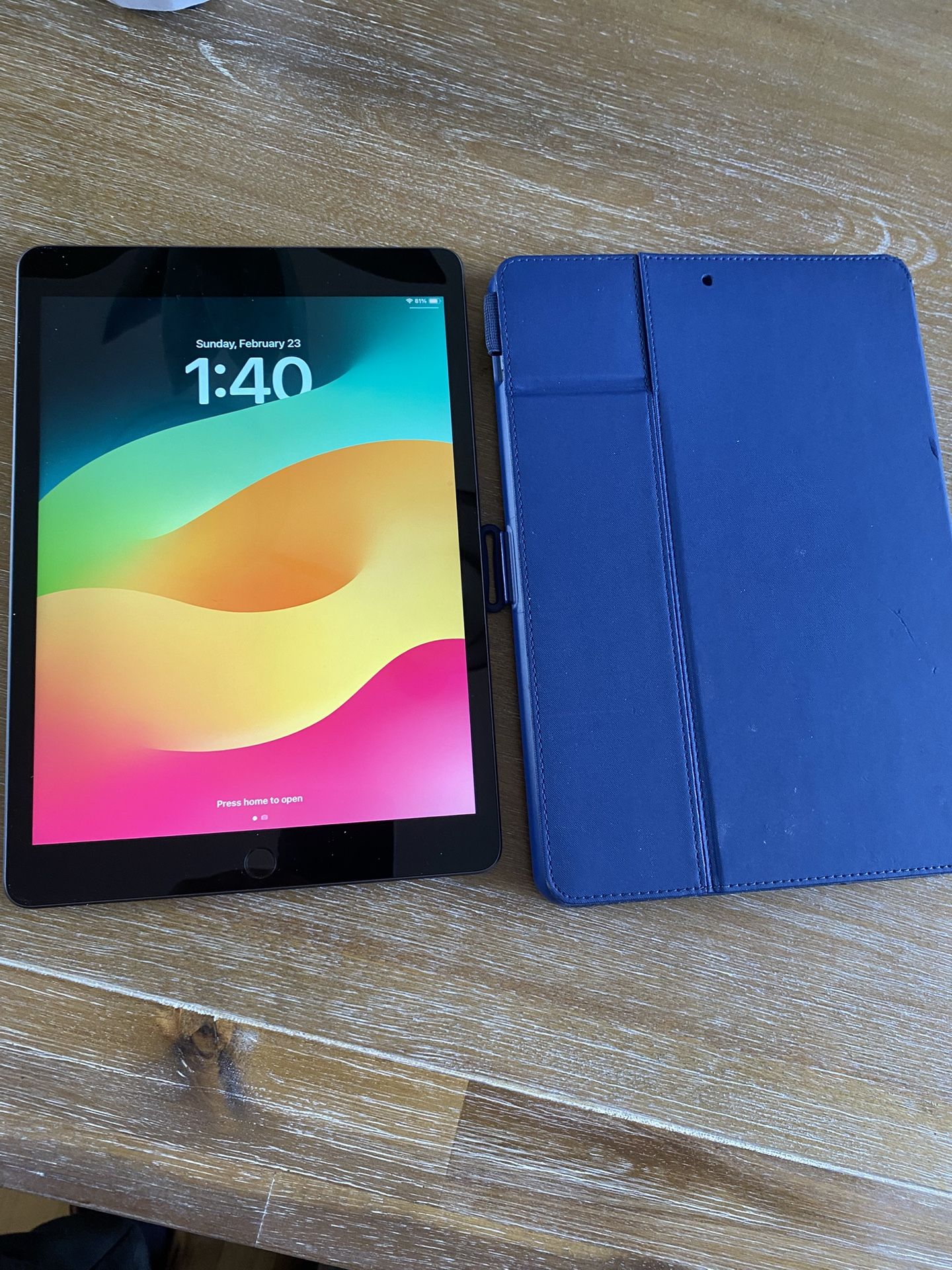 iPad 9th Generation 64 Gigs