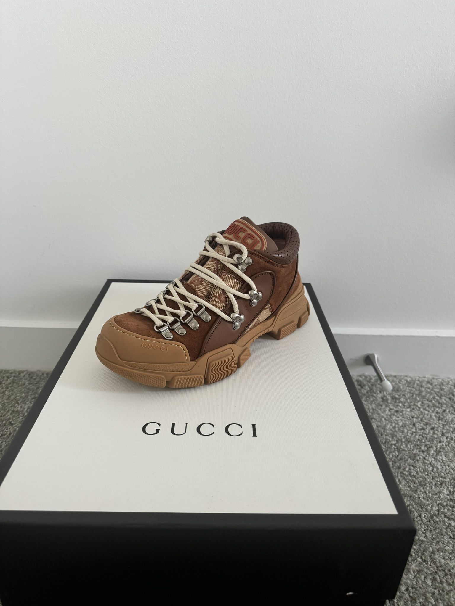 Gucci Flashtrek