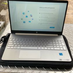 Hp Laptop 15”- DY2