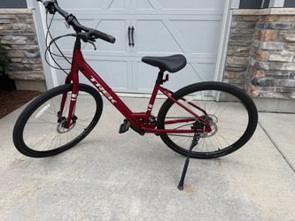 Woman's Trek - Verve 2 small bike
