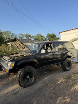 Toyota 4runner 1990 For Parts