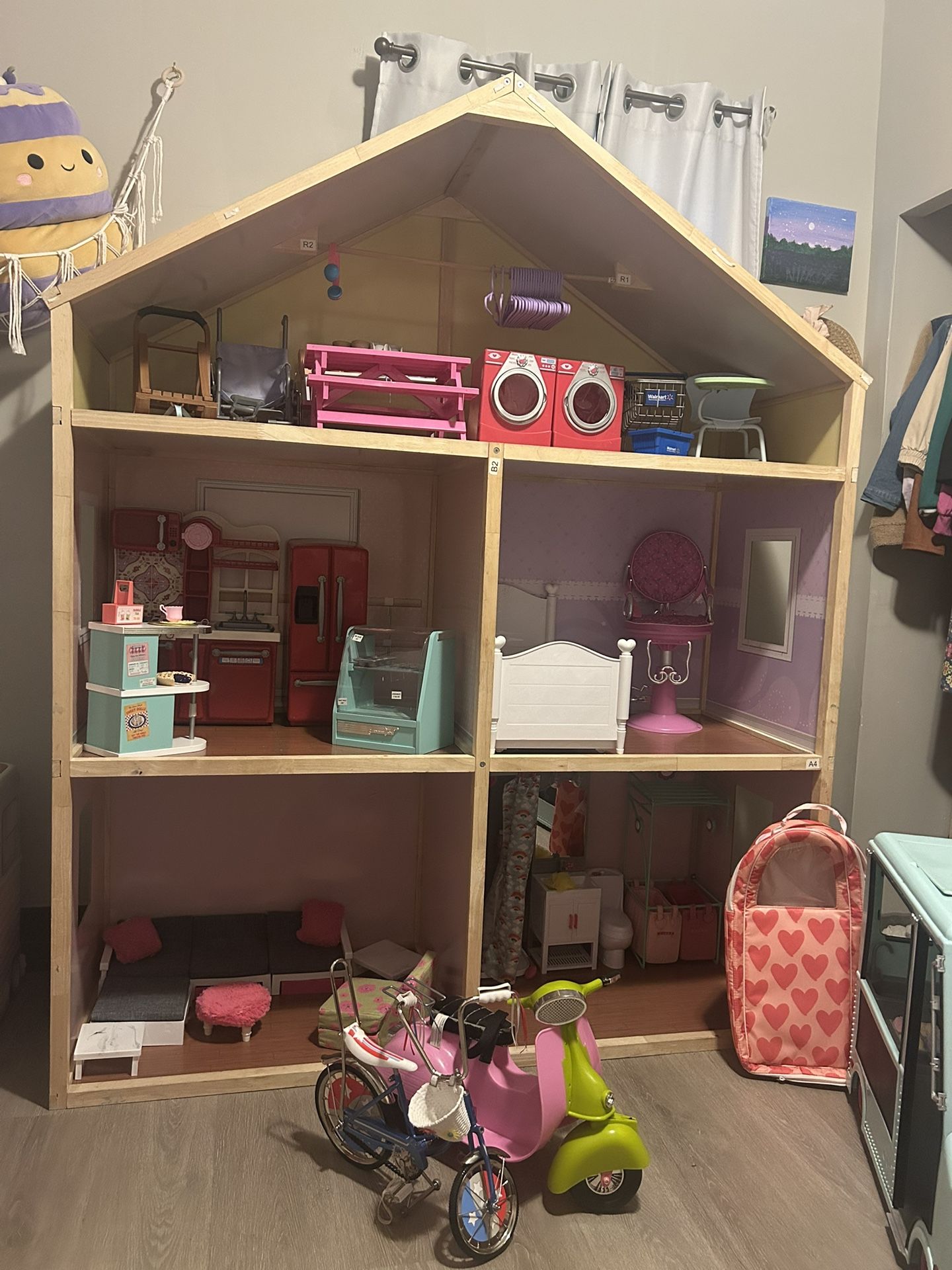 18” Doll House