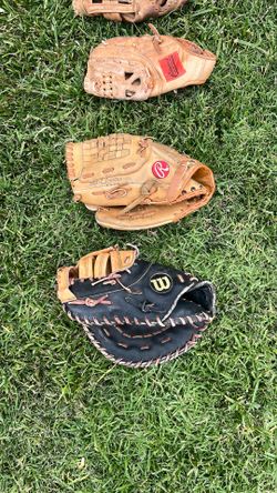 Baseball gloves