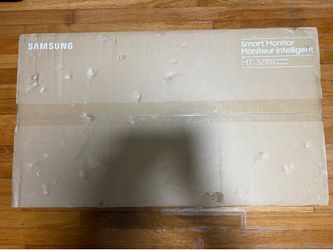 Samsung 32" Smart Monitor M7 4K UHD. LIKE NEW