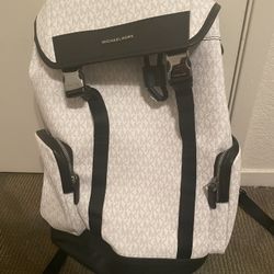 Michael Kors Hudson Logo Backpack