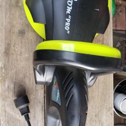 Garden Groom “Pro”