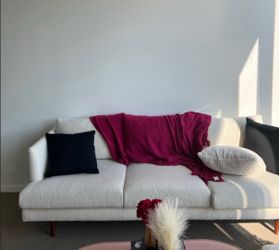 3 Seater Boucle couch - Light cream