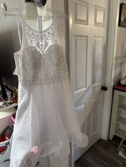 White Dress / Vestido Blanco