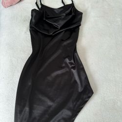 Elagent Black Dress
