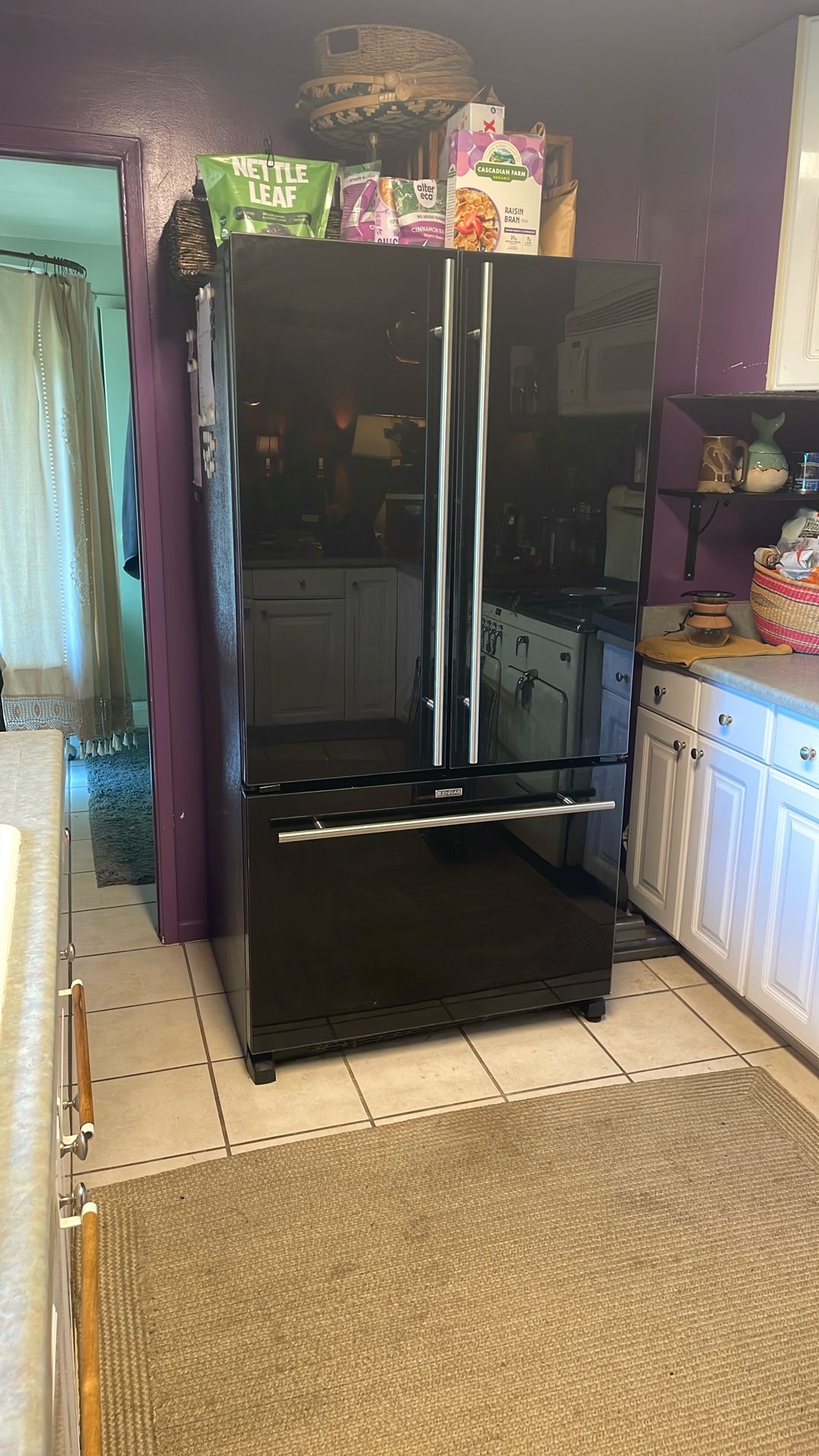 JennAir NOIR 36″ French Door Freestanding Refrigerator