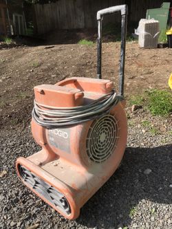 RIGID 2560 commercial grade air movers