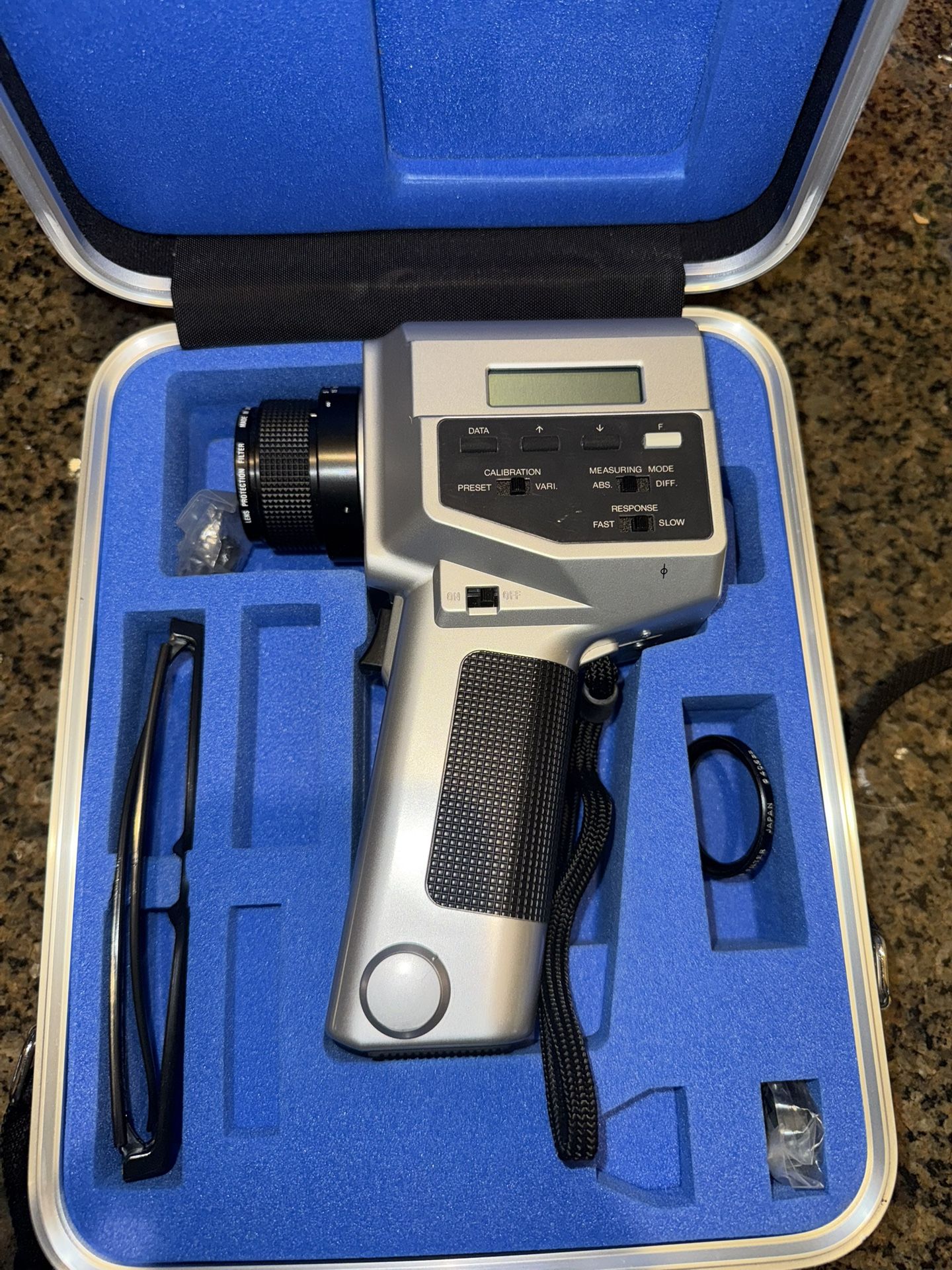 KONICA MINOLTA CS-100A