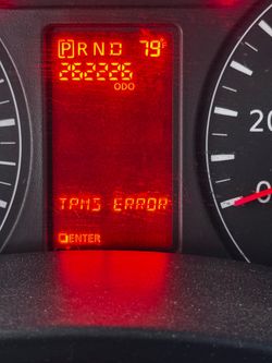 Nissan NV 1(contact info removed)