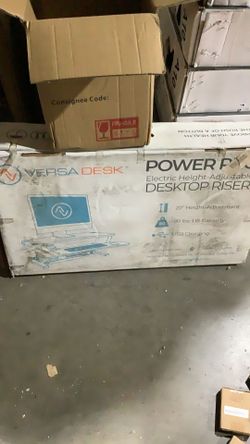 Versadesk PowerProâ„¢ Electric Standing Desk Converter