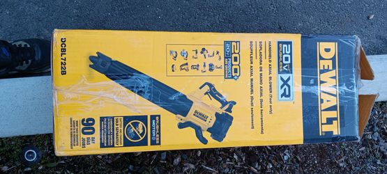 DeWalt Handheld Axial Blower