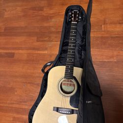 Yamaha Acoustic Guitar 