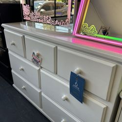 7 Drawers Dresser With Full Extension Rails Available In Different Colors 