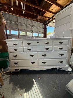 7 Drawer White Dresser