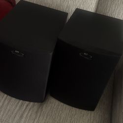 KEF passive Speakers with speaker wire and audio cables 