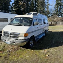 1998 Dodge Roadtrek
