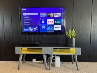 2 Vintage Side Tables/coffee Table/tv Entertainment center Stand