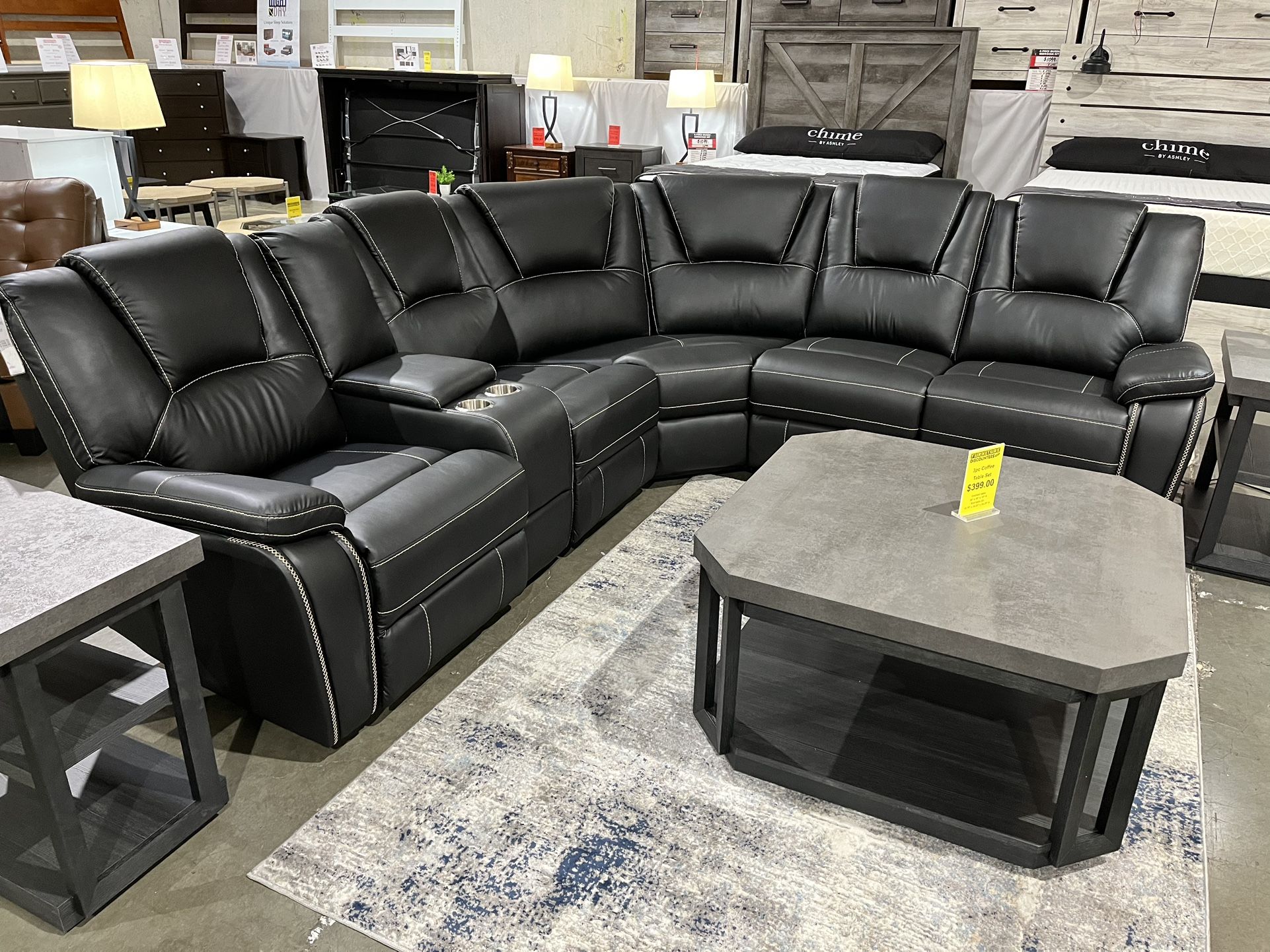 Power Reclining Sectional 