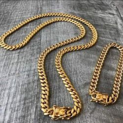 8MM Cuban Link Set 14K Gold Plated Doesn't Loses Color 