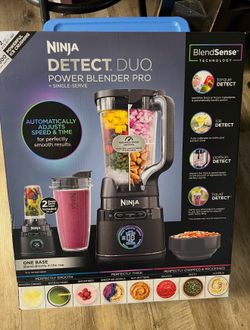 Ninja Blender (New in Box)