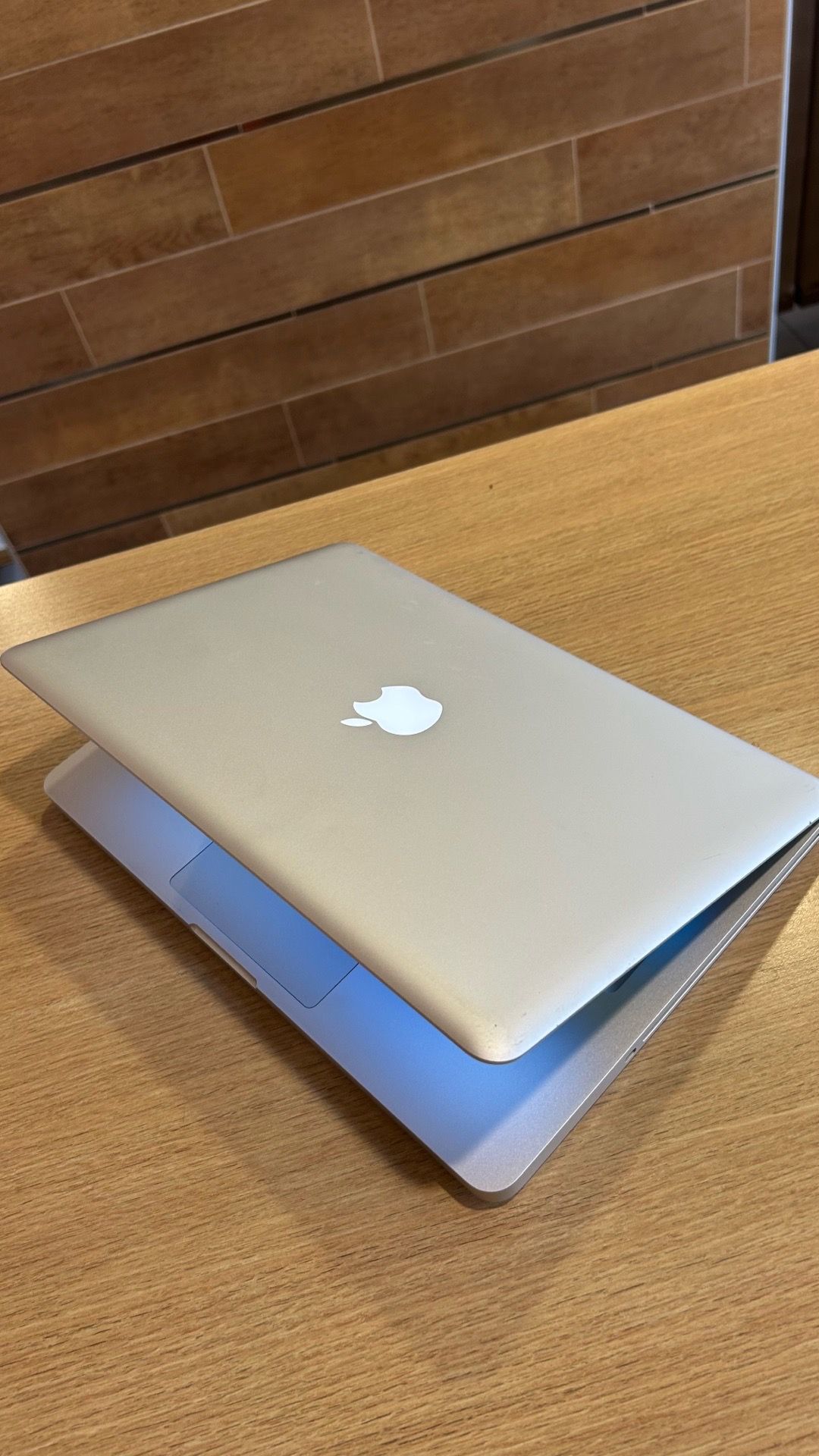 Apple MacBook Pro 13” i5/8GB/255GB SSD $140