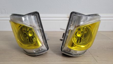 Lexus IS OEM Foglights With LaminX Cover From 06-10
