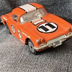  VTG MATCHBOX  R 1982.  //.   1962 CORVETTE 
