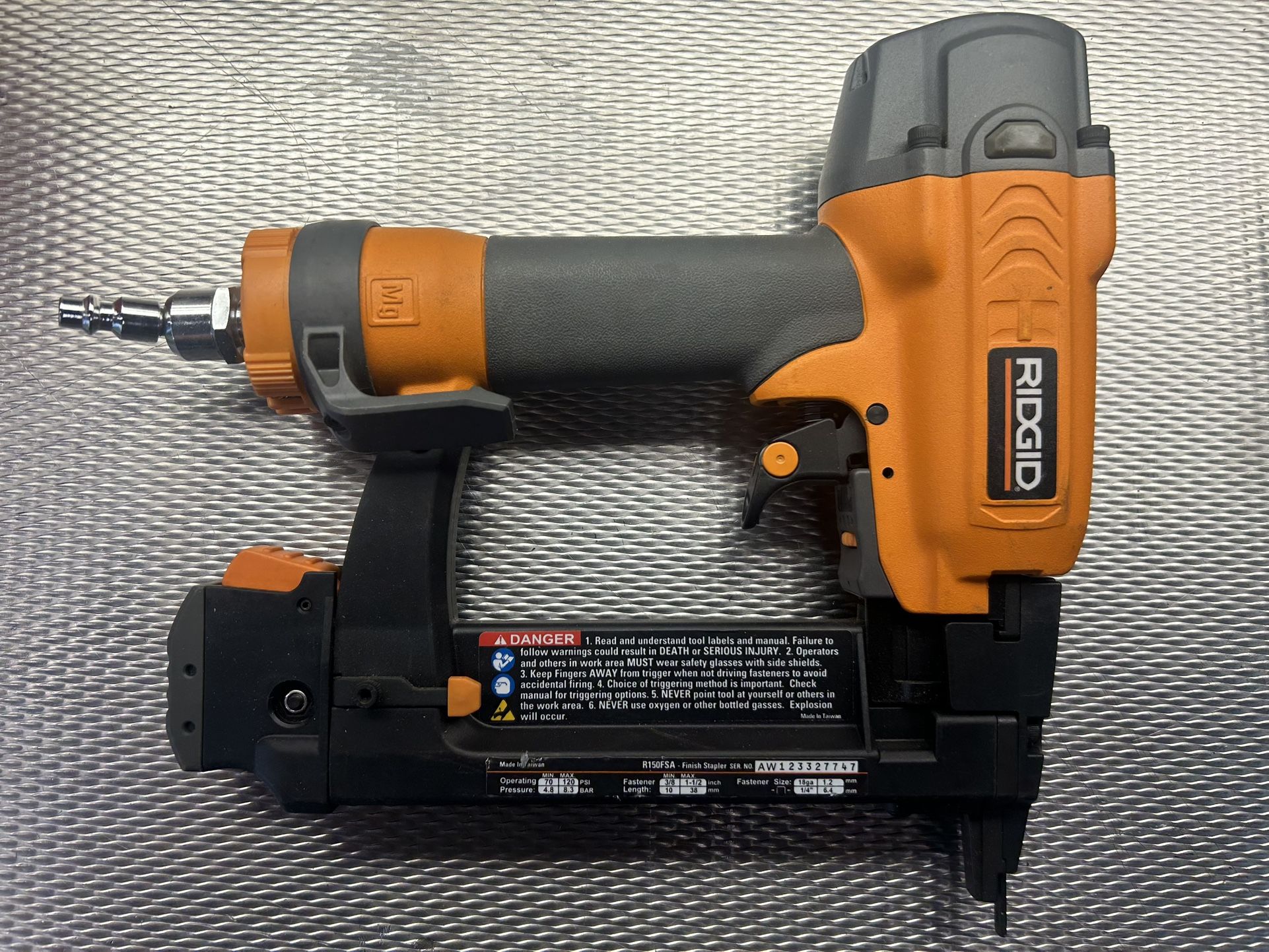 RIDGID Finish Stapler
